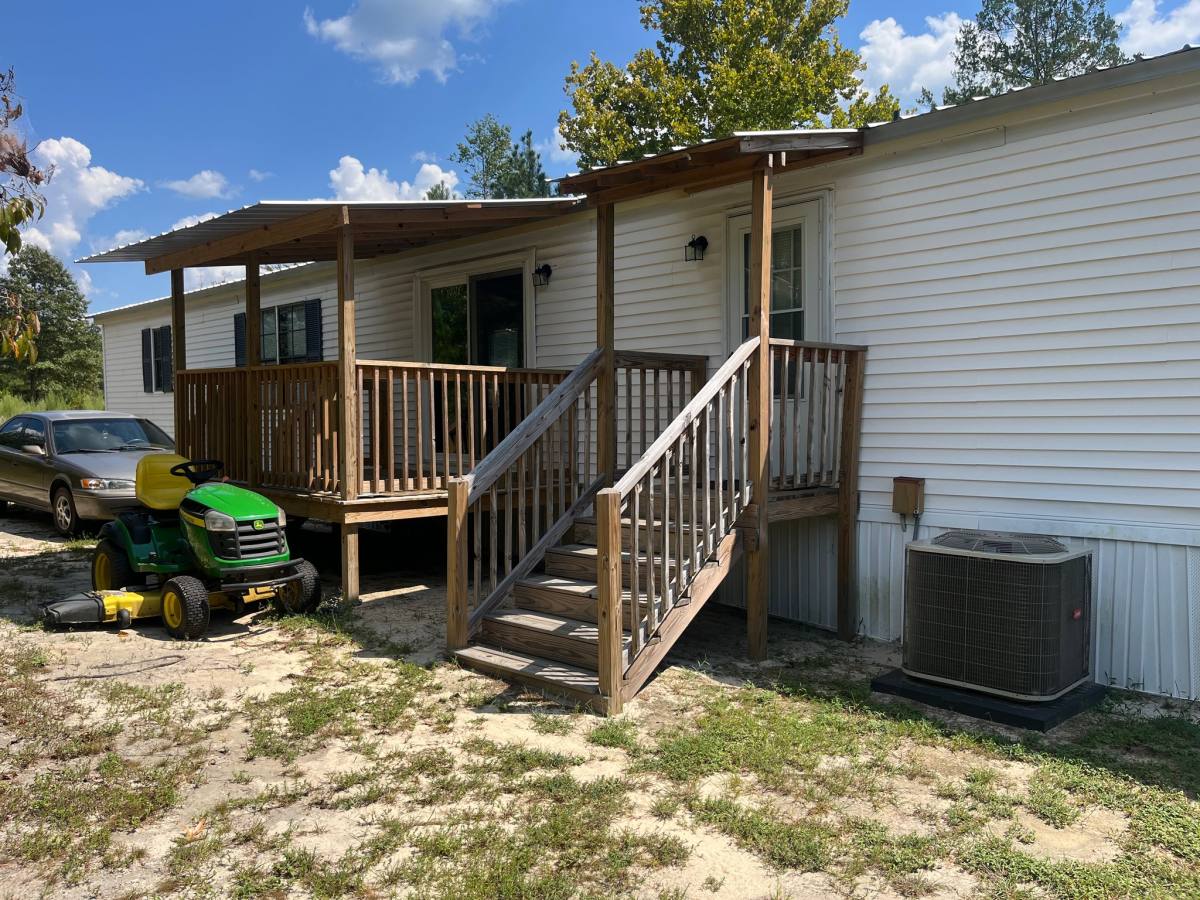 House for rent at 1411 Scott Pond Rd, Hartsville, SC 29550