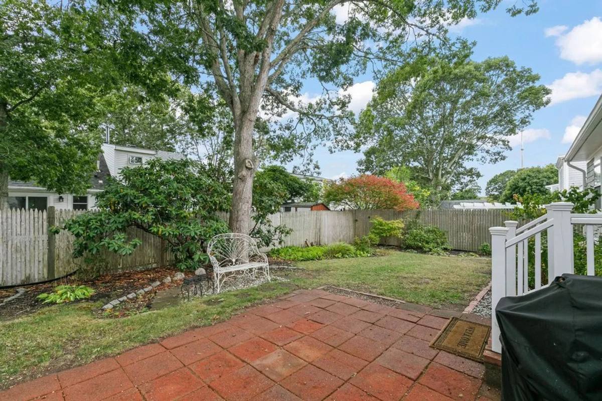 House for rent at 15 Harrington St, East Falmouth, MA 02536
