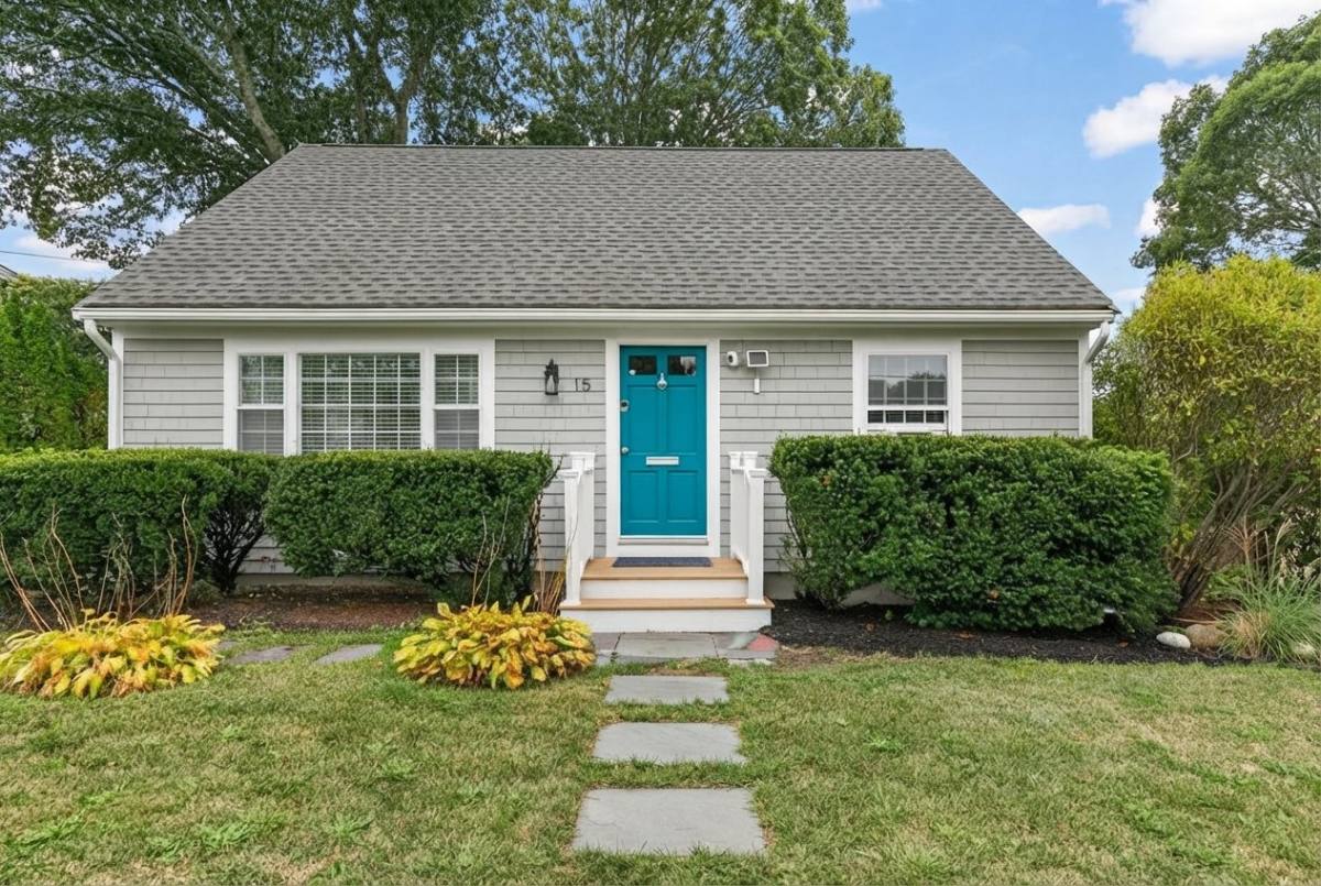 House for rent at 15 Harrington St, East Falmouth, MA 02536