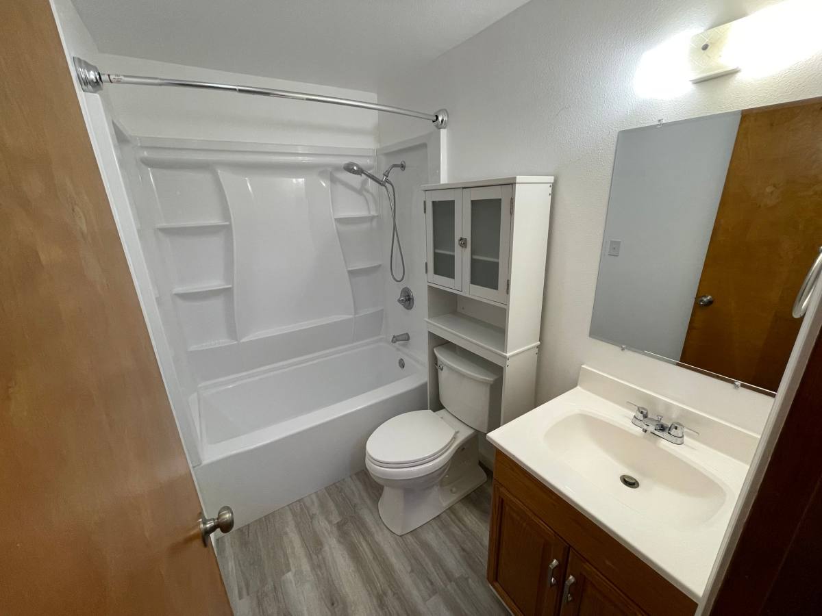 Townhouse for rent at 2021 Thompson Ave, Vancouver, WA 98660
