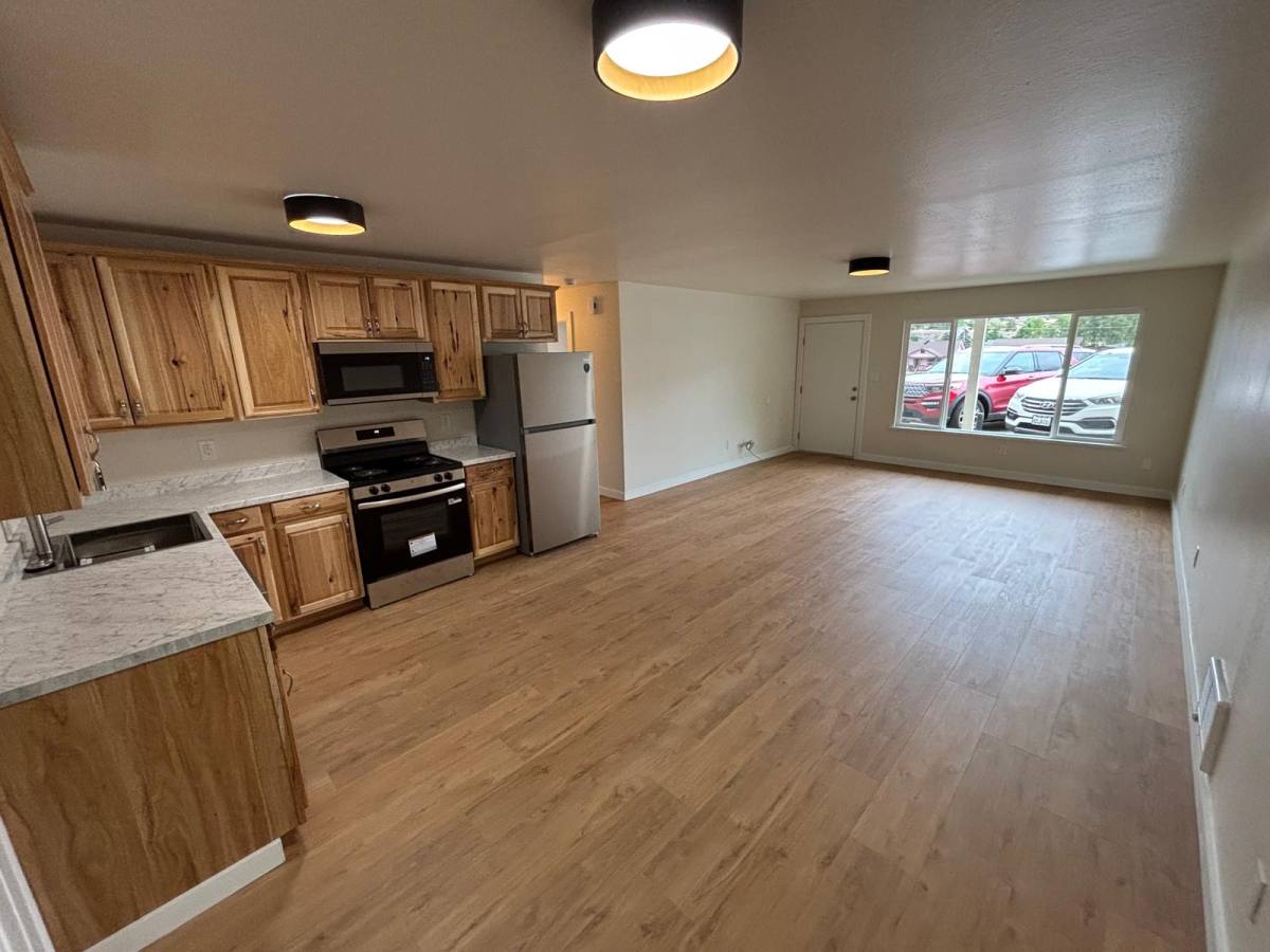 Apartment for rent at 322 N St #322, Yreka, CA 96097