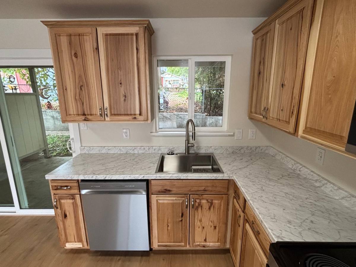 Apartment for rent at 322 N St #322, Yreka, CA 96097