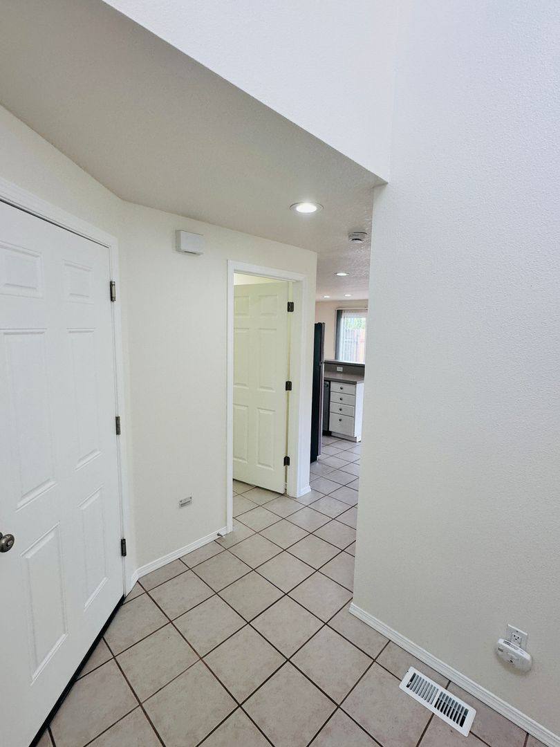 House for rent at 1810 NE 154th St, Vancouver, WA 98686