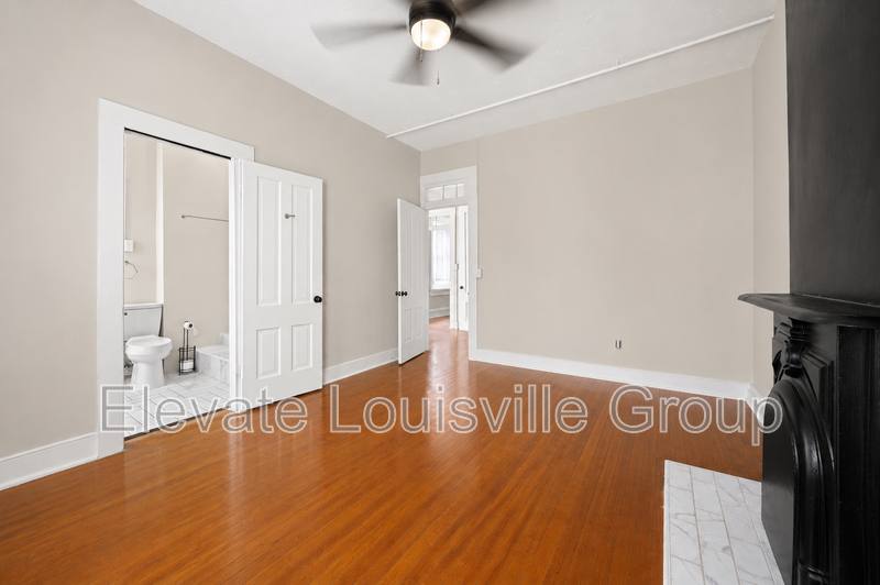 Apartment for rent at 914 E Muhammad Ali Blvd #2F, Louisville, KY 40204