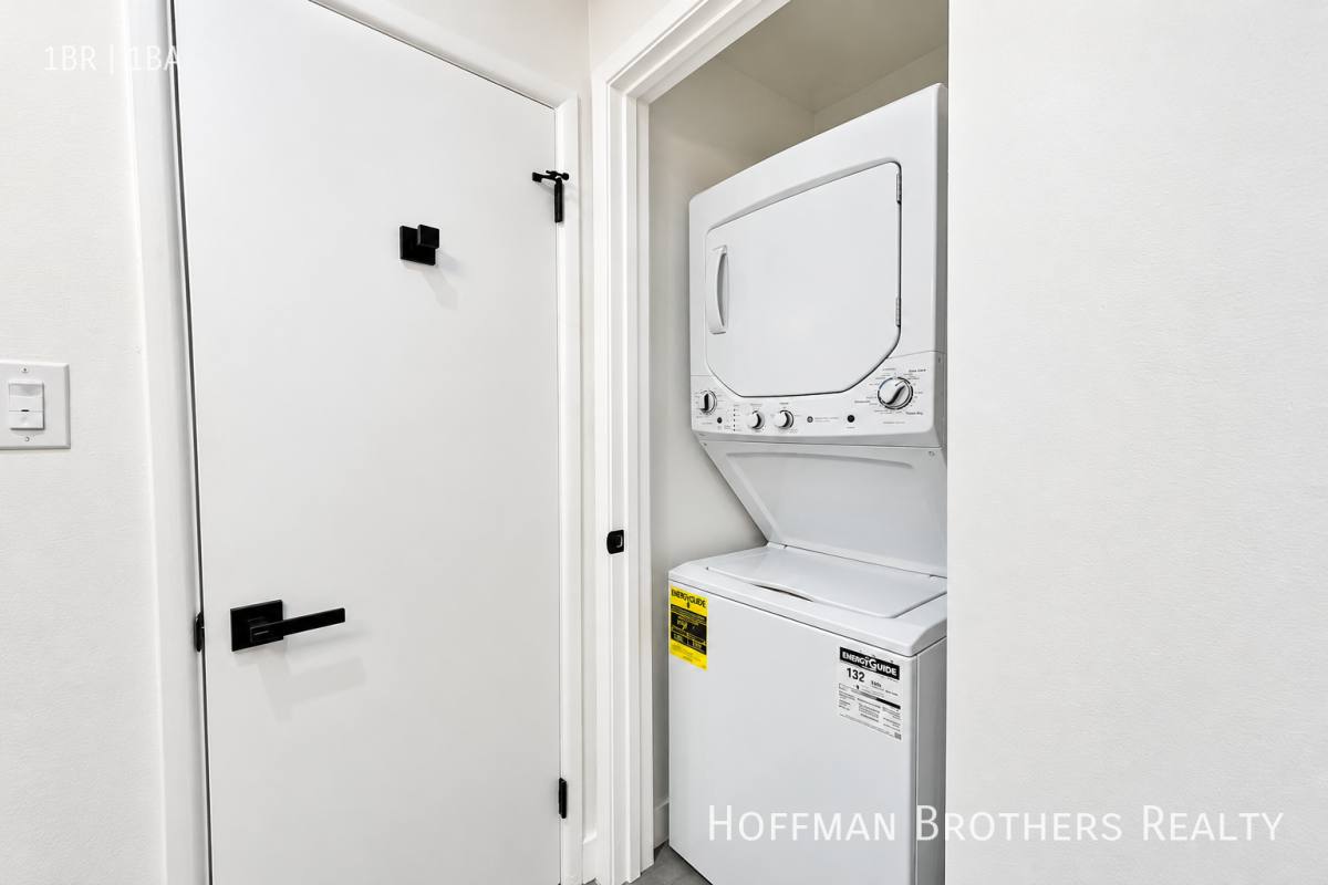 1403 N Vista St #8, Los Angeles, CA 90046 - Apartment for Rent - Image 7