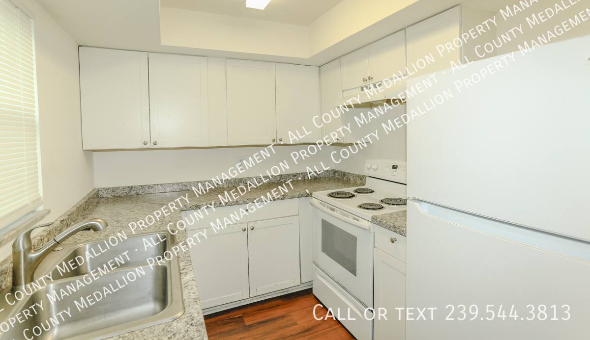 Condo for rent at 4331 Glenwood Ave, Fort Myers, FL 33905