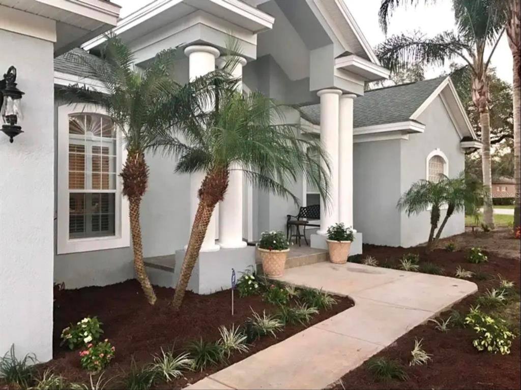 Apartment for rent at 1070 Lake Deeson Woods Lane, Lakeland, FL 33805