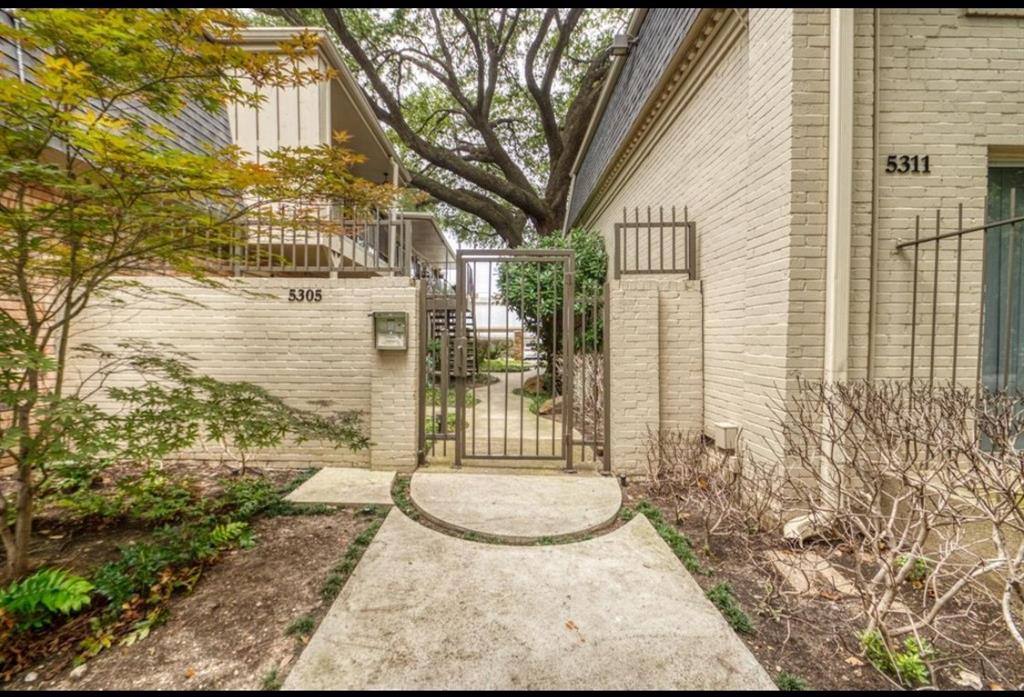 Condo for rent at 5303 Fleetwood Oaks Ave #278, Dallas, TX 75235
