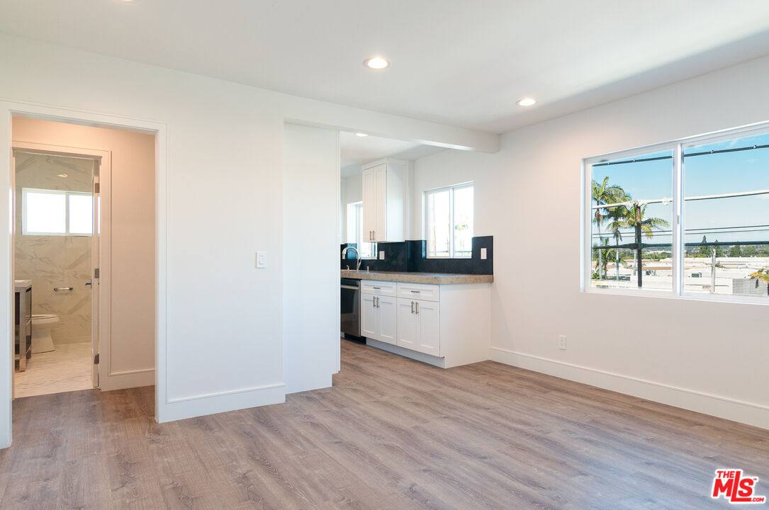 Apartment for rent at 1310 W Valencia Dr #13101306 5, Fullerton, CA 92833