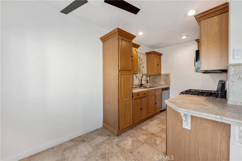 Apartment for rent at 20917 Amie Ave #20917-7, Torrance, CA 90503