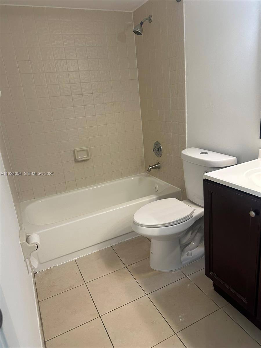 Apartment for rent at 6346 SW 136th Court #6346107H, Miami, FL 33183