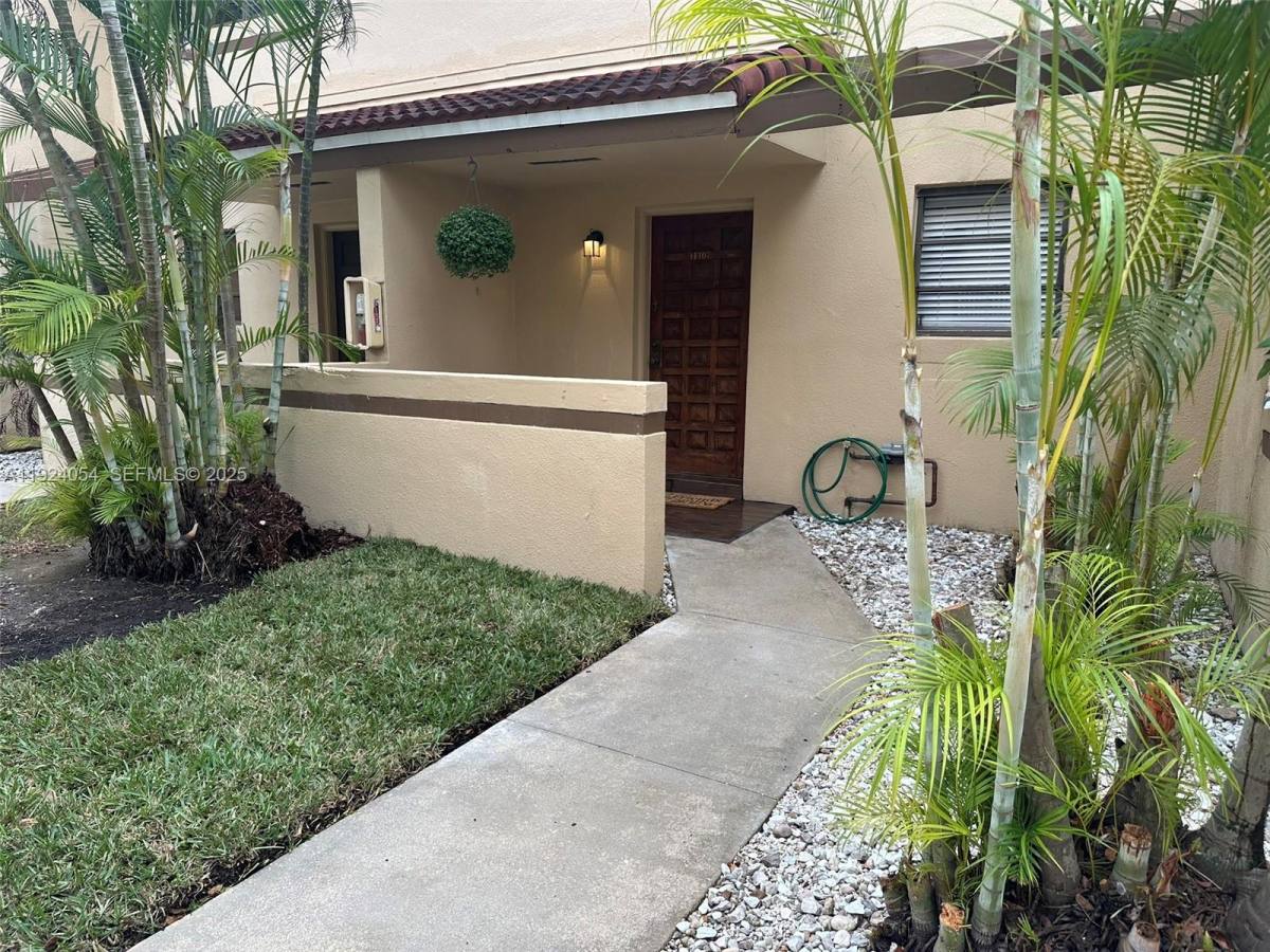 Apartment for rent at 6346 SW 136th Court #6346107H, Miami, FL 33183