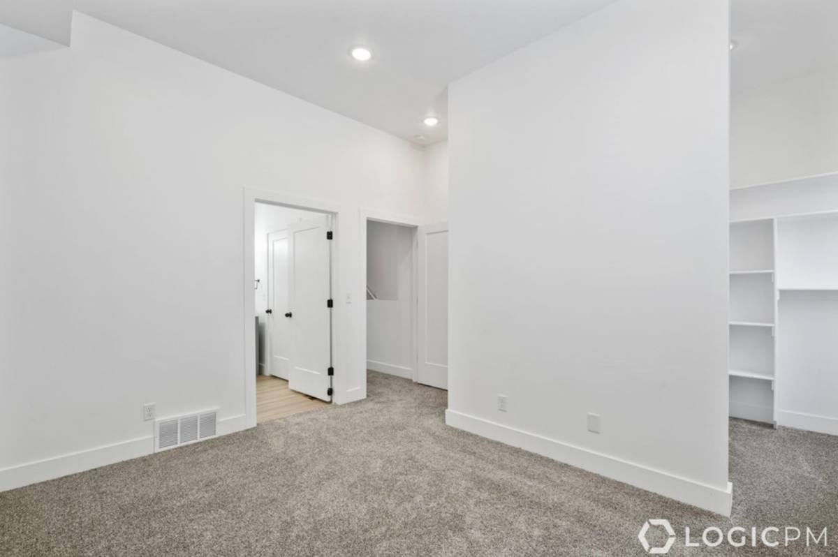 Townhouse for rent at 909 W Euclid Ave S #8, Salt Lake City, UT 84104