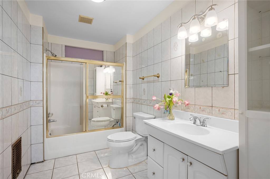Apartment for rent at 2728 Mayfield Ave #2728B, La Crescenta, CA 91214