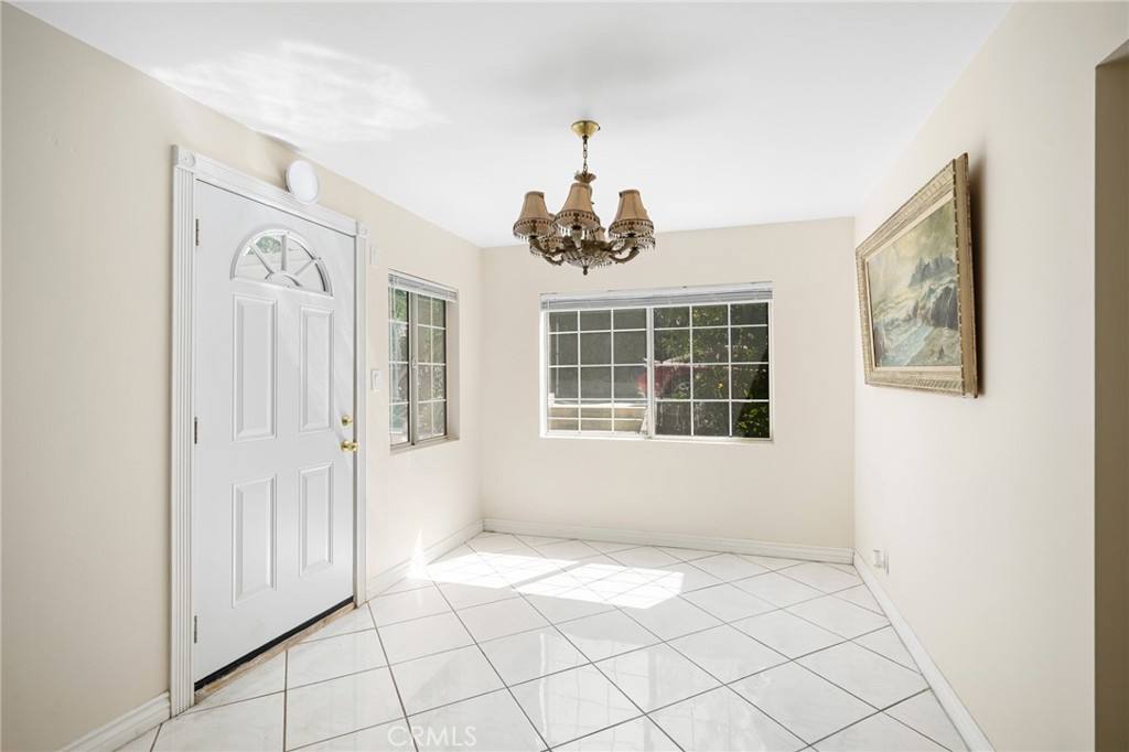 Apartment for rent at 2728 Mayfield Ave #2728B, La Crescenta, CA 91214