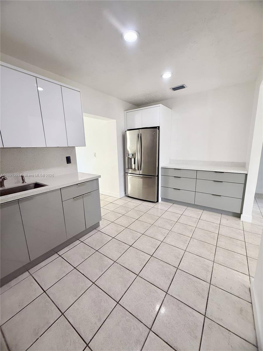 Apartment for rent at 11821 SW 185th Terrace, Miami, FL 33177