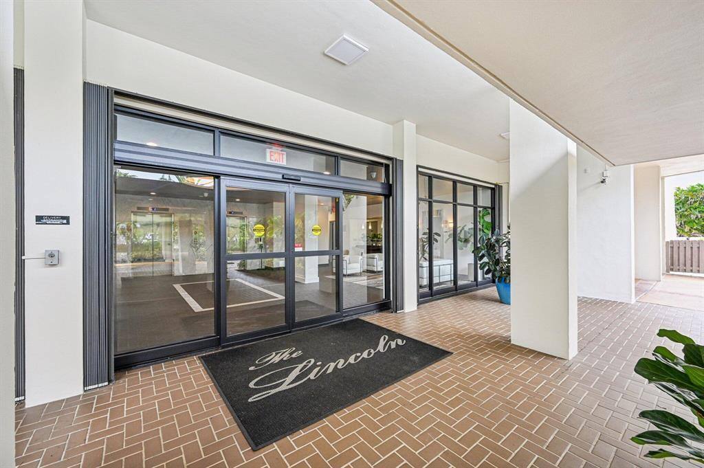 Condo for rent at 2400 Presidential Way #502, West Palm Beach, FL 33401