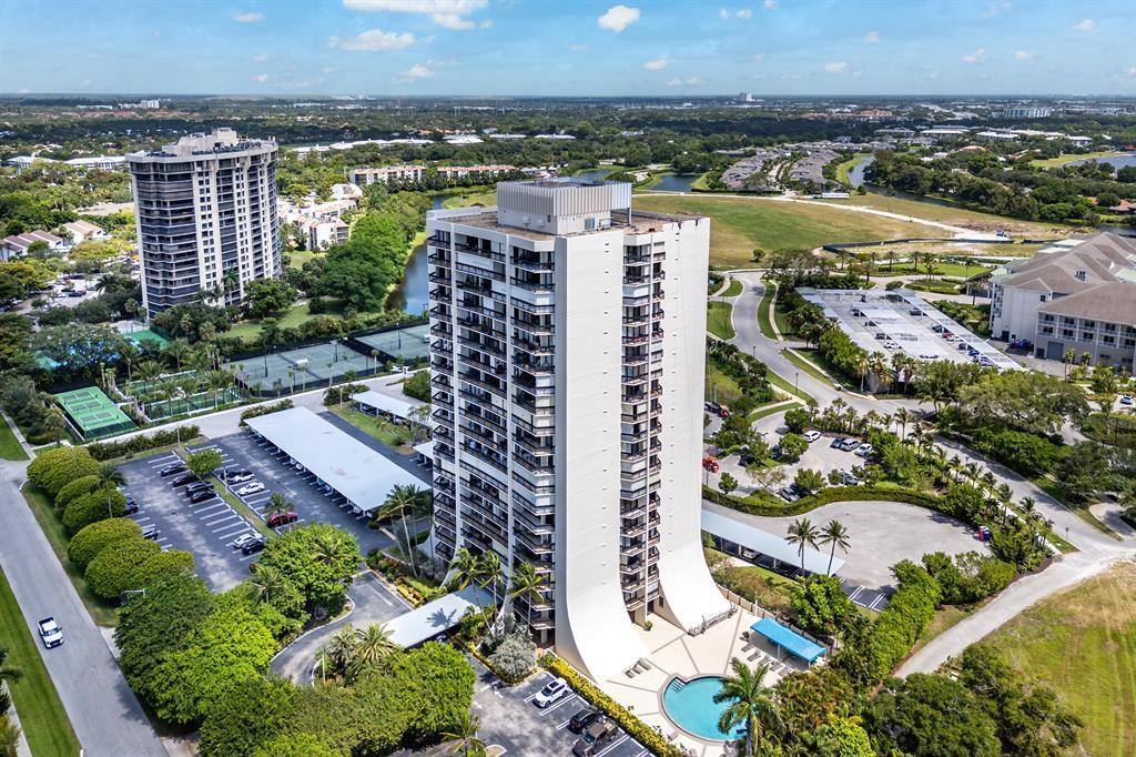 Condo for rent at 2400 Presidential Way #502, West Palm Beach, FL 33401