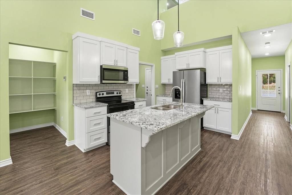 Townhouse for rent at 806 S Newsom St #806, Mineola, TX 75773