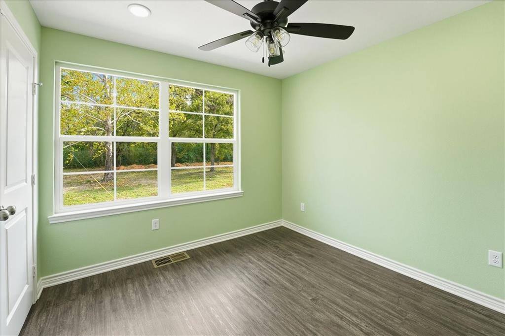 Townhouse for rent at 806 S Newsom St #806, Mineola, TX 75773