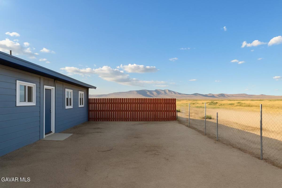 Apartment for rent at 8445 Gaskell Rd, Rosamond, CA 93560