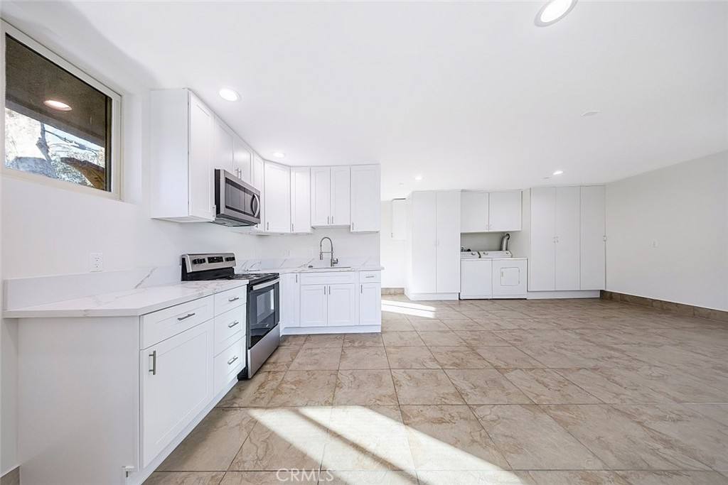 Apartment for rent at 2954 Hermosa Ave #2954A, La Crescenta, CA 91214