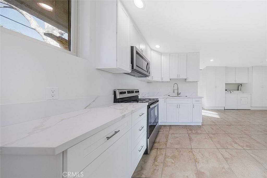 Apartment for rent at 2954 Hermosa Ave #2954A, La Crescenta, CA 91214