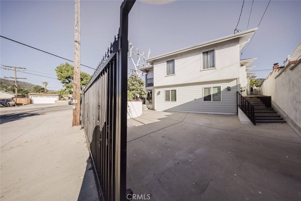 Apartment for rent at 2954 Hermosa Ave #2954A, La Crescenta, CA 91214
