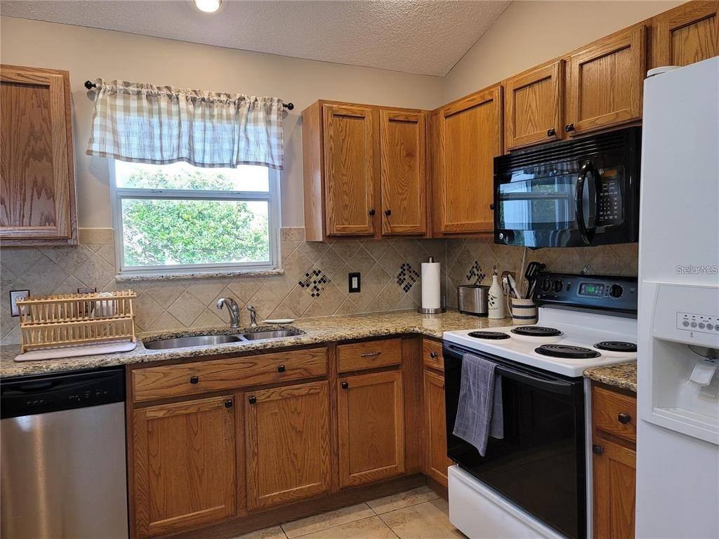 Apartment for rent at 1317 Jimenez Court, Lady Lake, FL 32159
