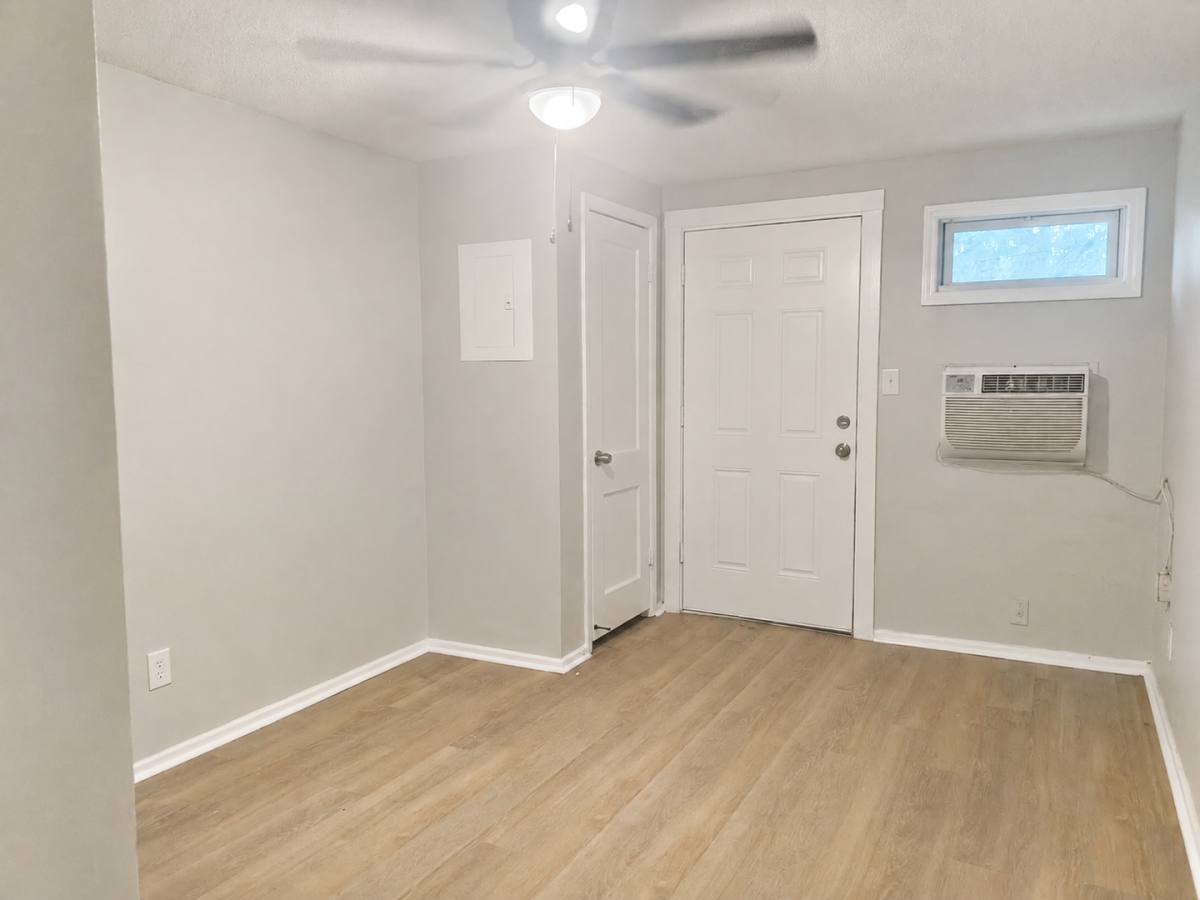 Apartment for rent at 1216-1218-1220-1222 N Mathewson, Wichita, KS 67214