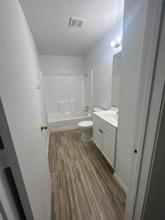 10732 Cotillion Dr, Dallas, TX 75228 - House for Rent - Image 2
