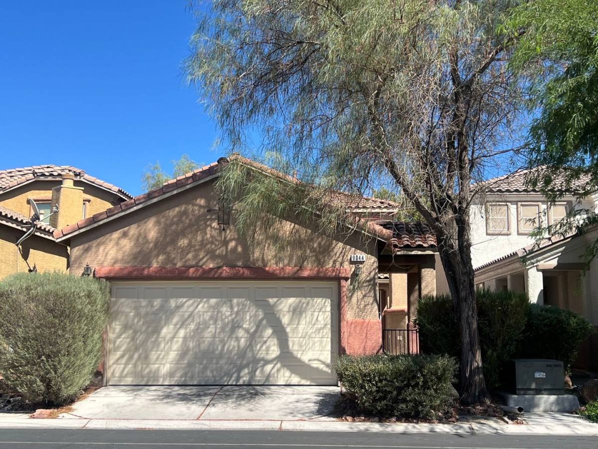 House for rent at 9044 Partridge Hill St, Las Vegas, NV 89148
