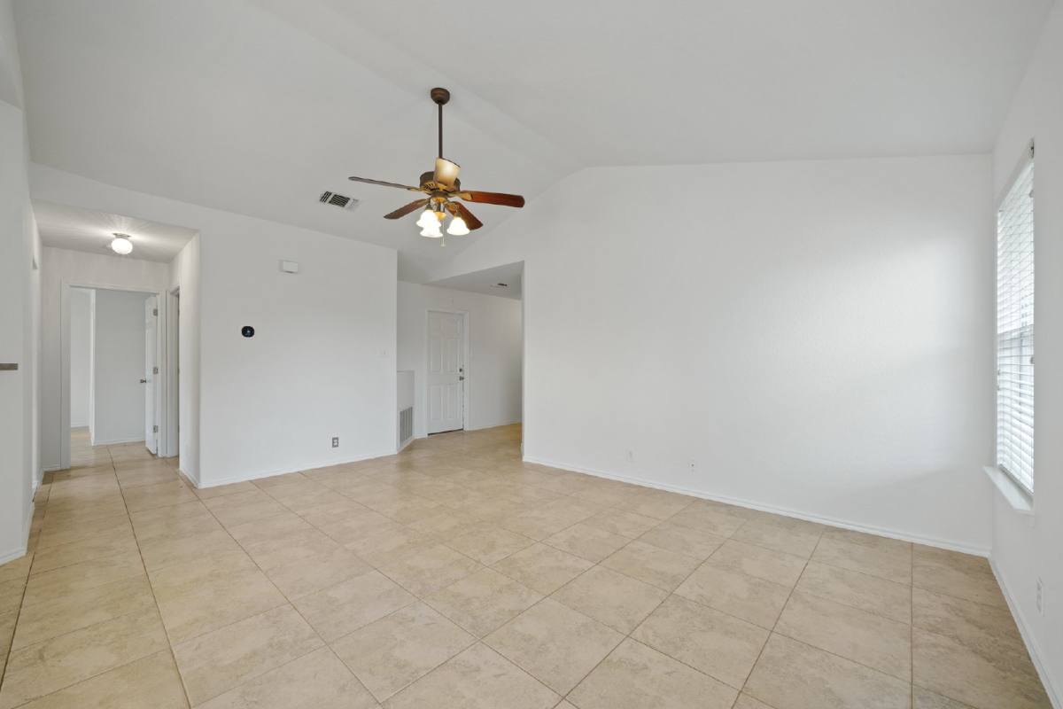 3413 Whisper Haven, Cibolo, TX 78108 - House for Rent - Image 18
