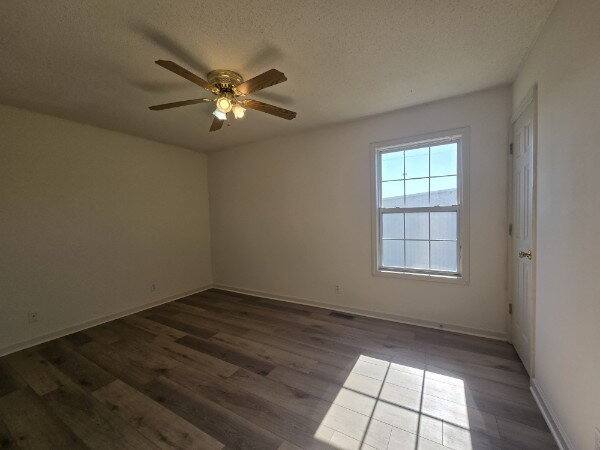 219 Tree Line Dr, Oak Grove, KY 42262 - Townhouse for Rent - Image 11