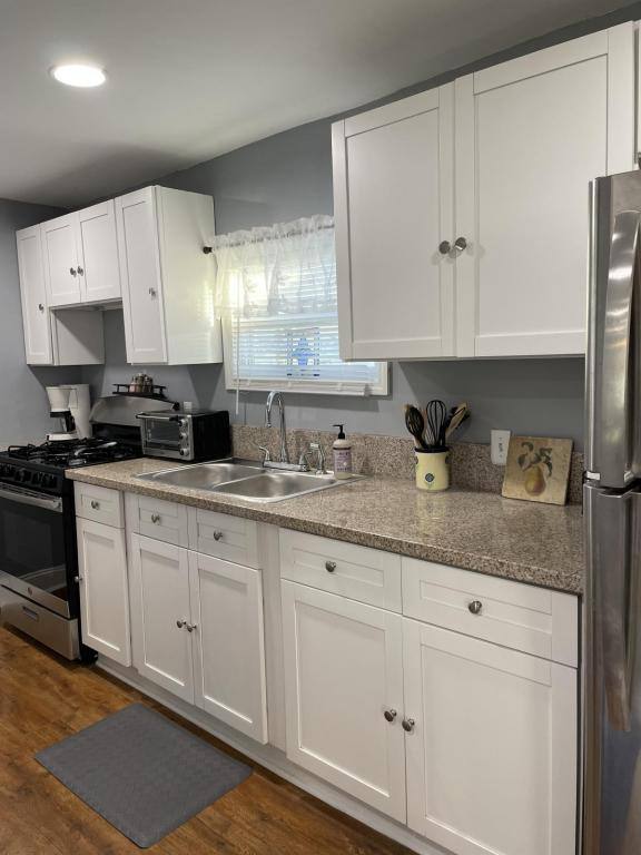Apartment for rent at 607 1 2 E Sheldon, Columbus, OH 43207