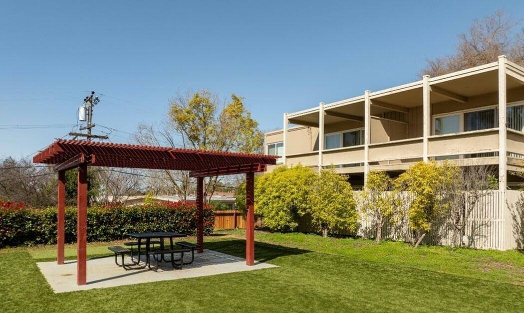 Apartment for rent at Forestglenn, 201 Avian Dr, Vallejo, CA 94591