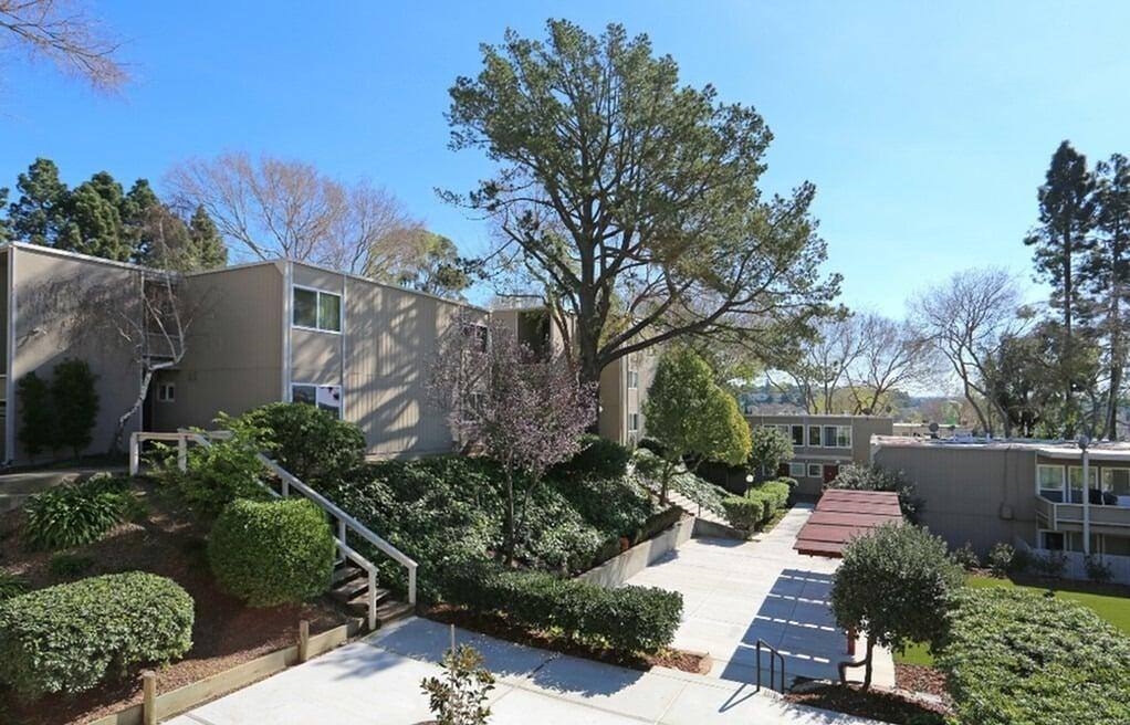 Apartment for rent at Forestglenn, 201 Avian Dr, Vallejo, CA 94591