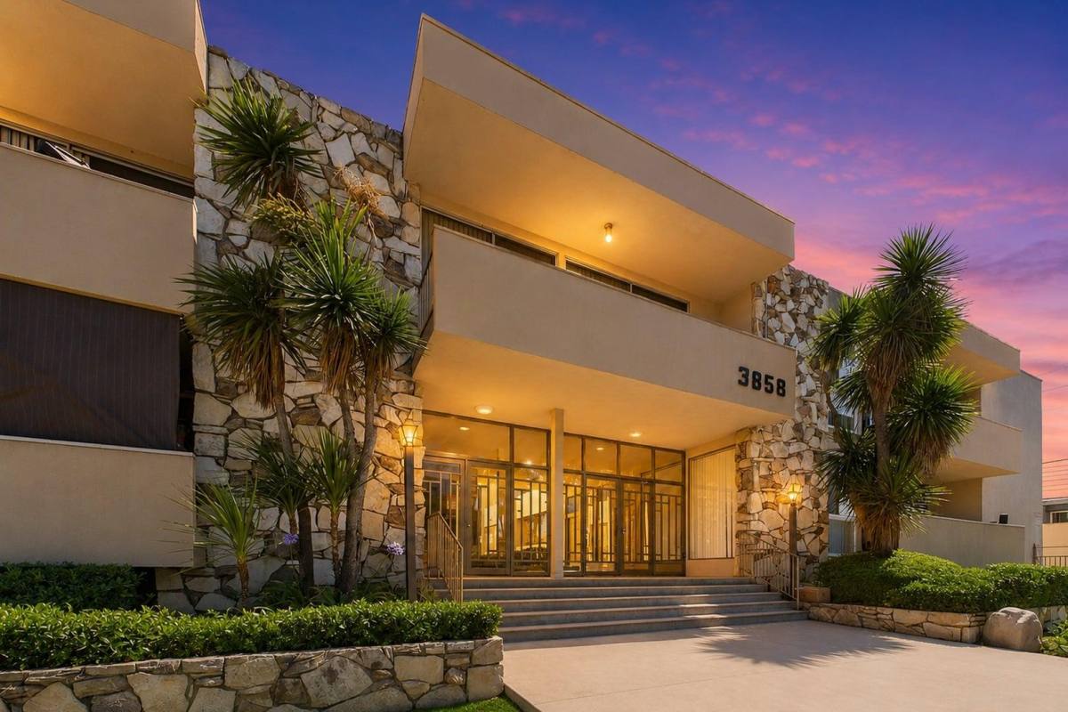 Apartment for rent at Commodore, 3858 W 226th St, Torrance, CA 90505