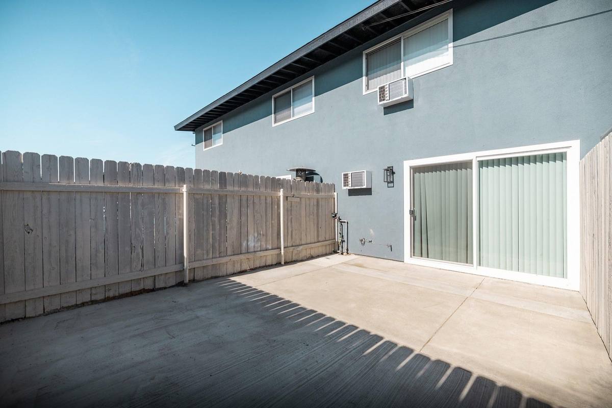 Townhouse for rent at Orange Grove, 1600 W Almond Ave, Orange, CA 92868