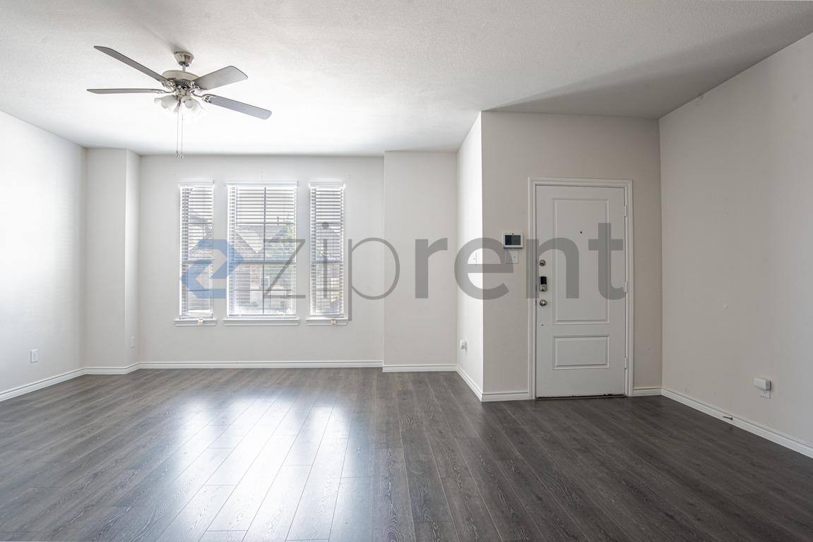 Townhouse for rent at 2149 Buffalo Hill Dr, Mesquite, TX 75149
