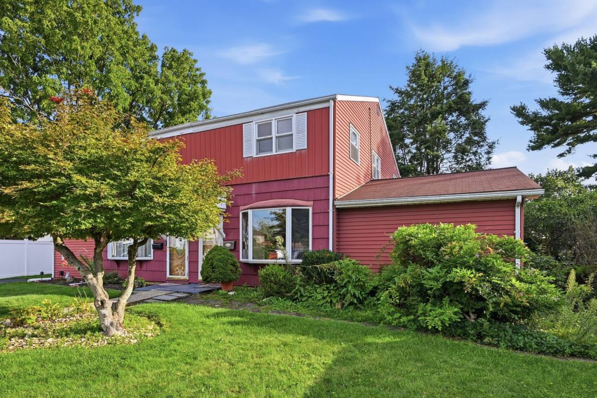 Apartment for rent at 1403 Uelen Court, Bethlehem, PA 18018