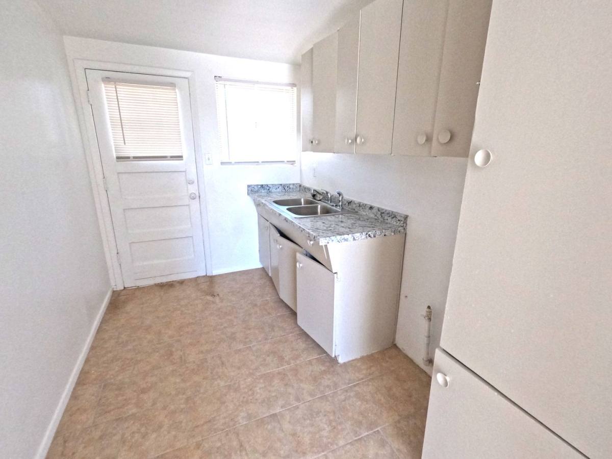 Apartment for rent at 1401-1407 Aspen, Alamogordo, NM 88310