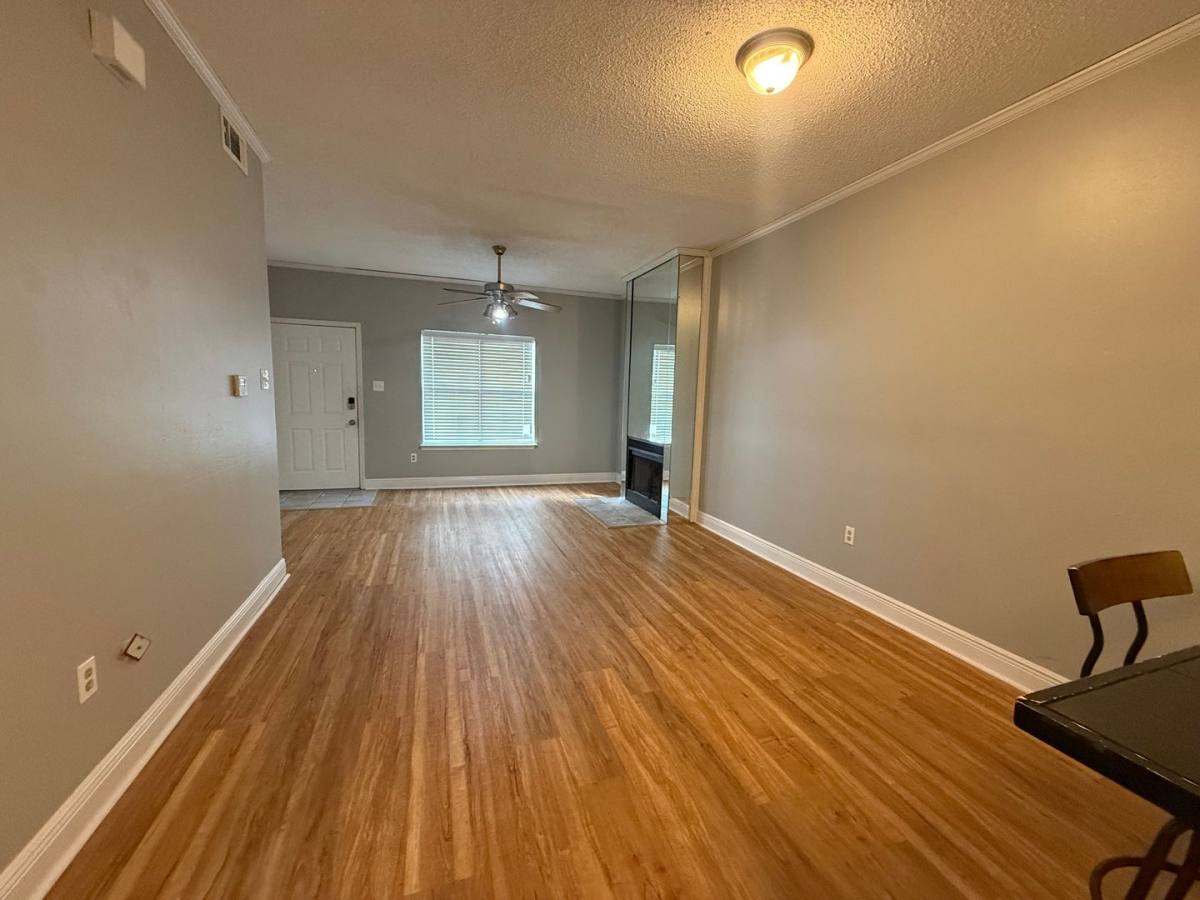 Apartment for rent at 5131 Butter Creek Lane, Baton Rouge, LA 70809