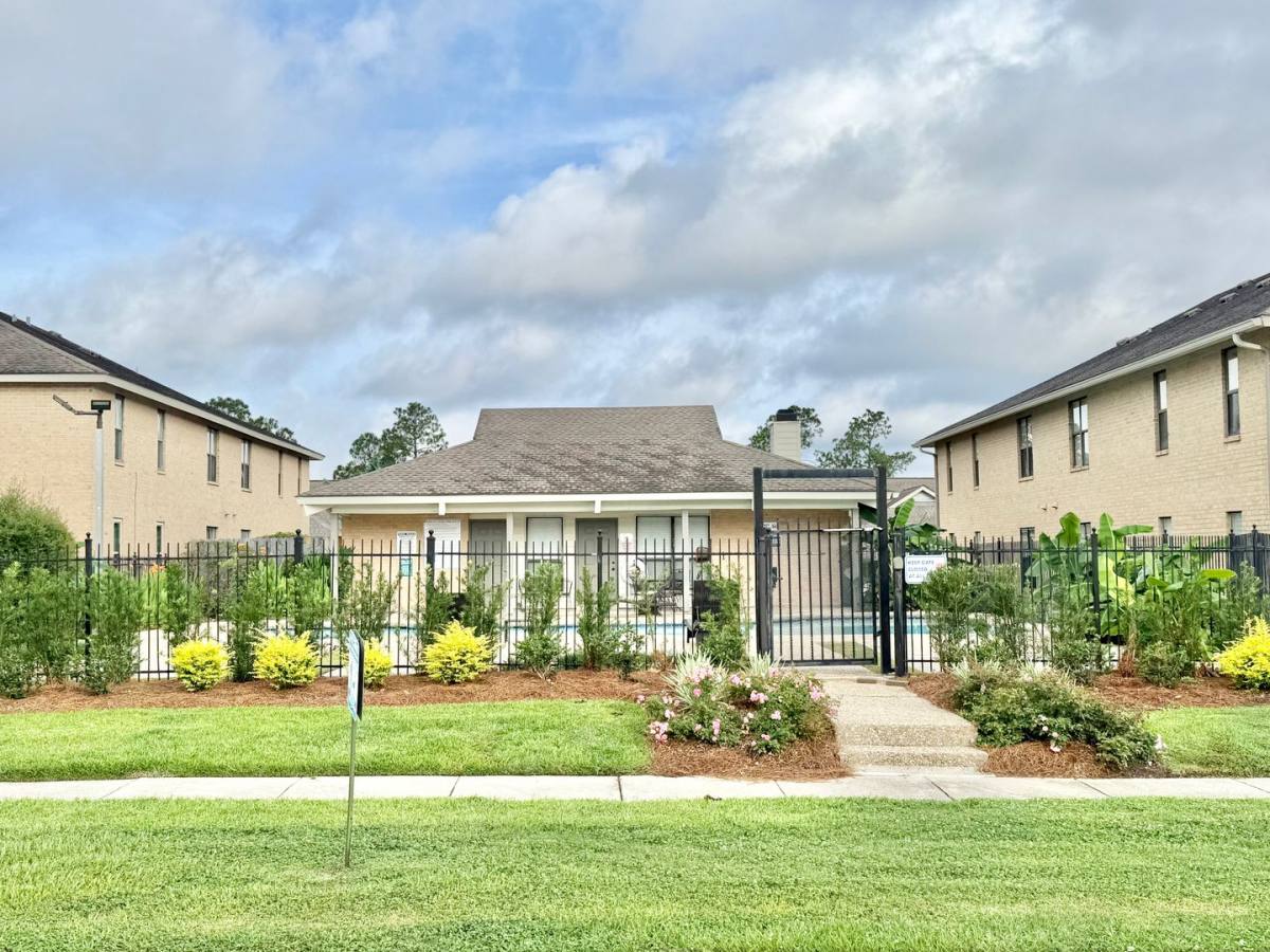 Apartment for rent at 5131 Butter Creek Lane, Baton Rouge, LA 70809