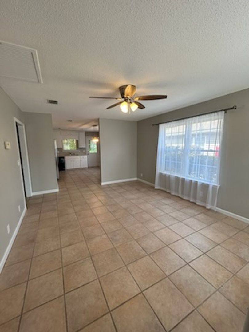 Condo for rent at 795 Warren Mason Blvd, Brunswick, GA 31520