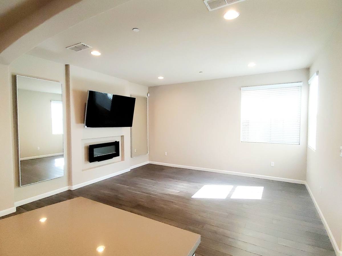 Townhouse for rent at 618 Montage Circle, Palo Alto, CA 94303