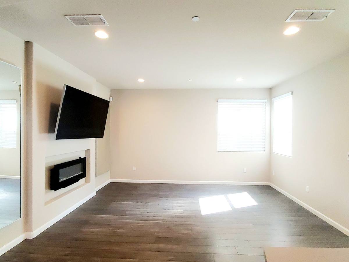 Townhouse for rent at 618 Montage Circle, Palo Alto, CA 94303