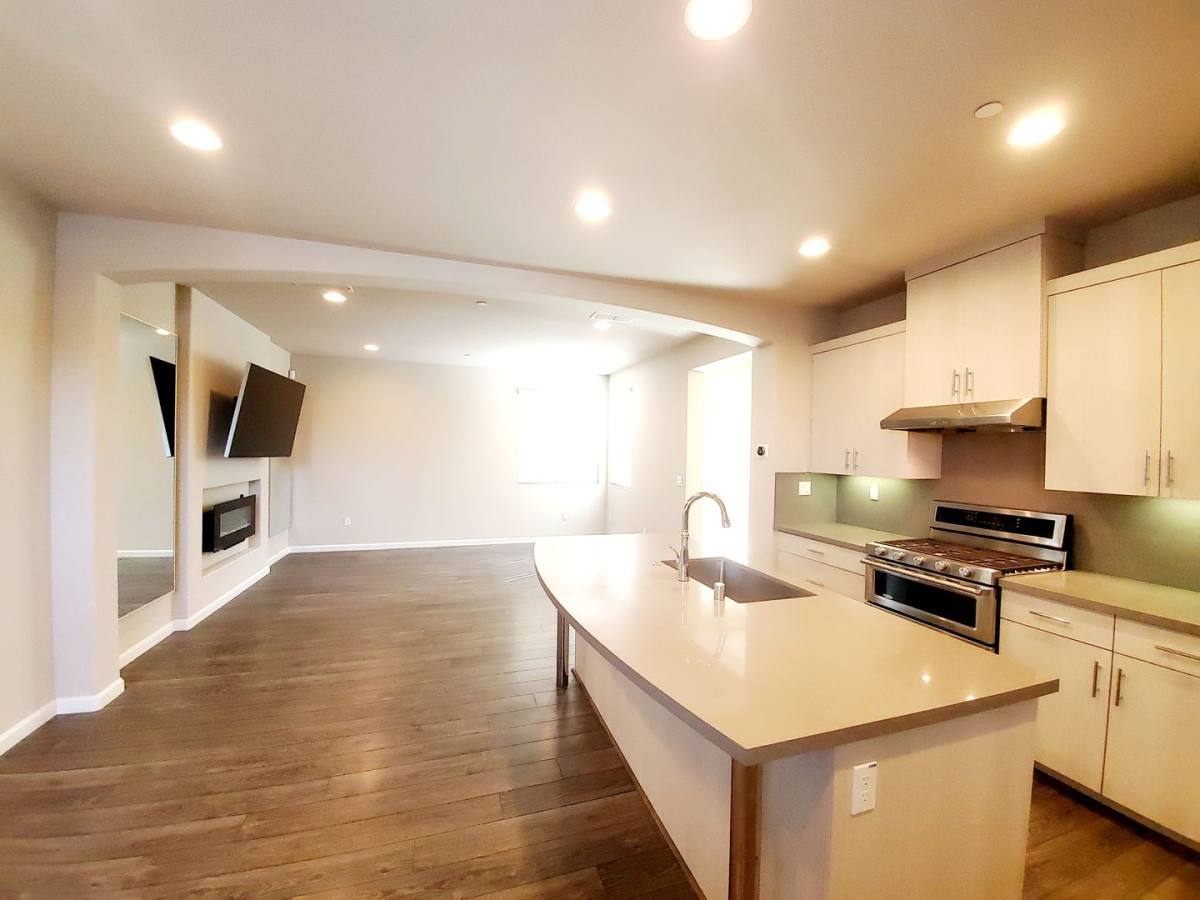 Townhouse for rent at 618 Montage Circle, Palo Alto, CA 94303