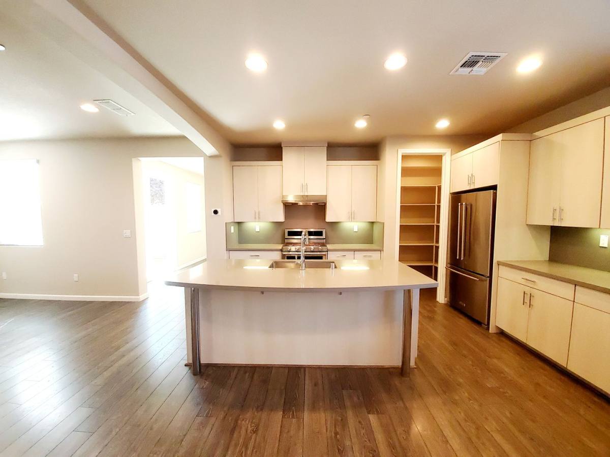 Townhouse for rent at 618 Montage Circle, Palo Alto, CA 94303