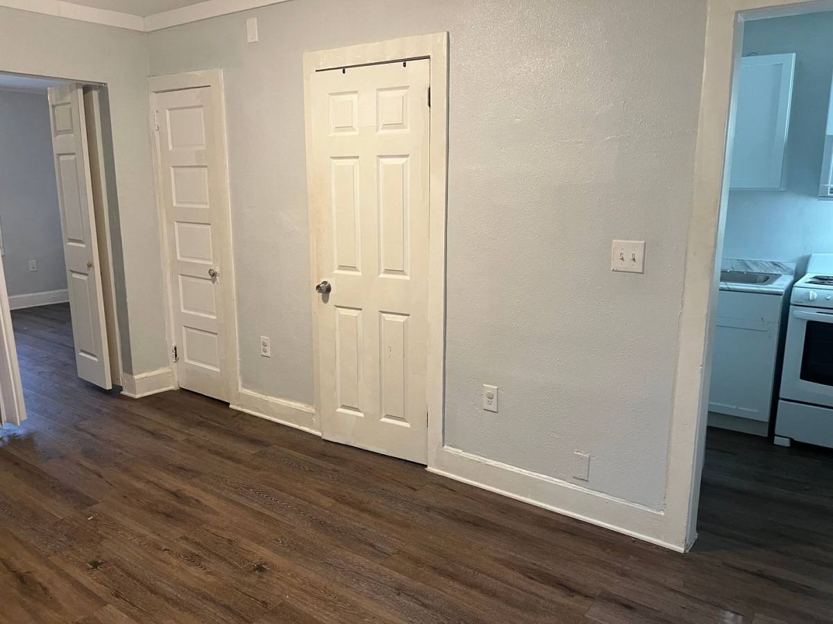 1127A S Ridgewood Ave, Daytona Beach, FL 32114 - Apartment for Rent - Image 6